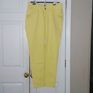 Verox yellow skinny jeans  Sz 16 EUC  these run small see measurements 33W